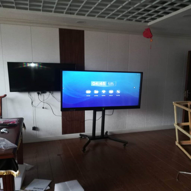 信特安55寸會議平板入駐四川自貢某幼兒園