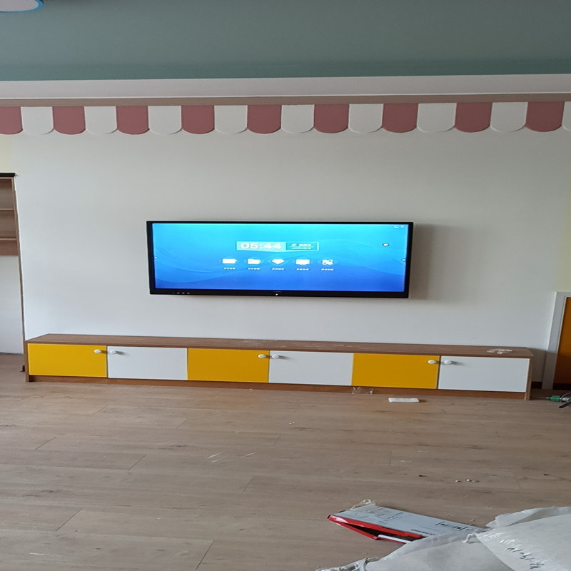 信特安55寸會議平板入駐甘肅某幼兒園